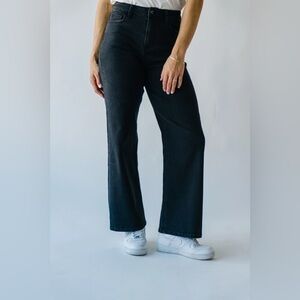The Cleaned Up Jack Wide Leg Jean in Black